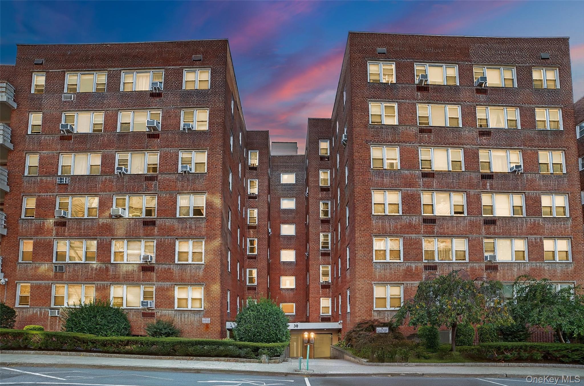 #1 photo, 30 E Hartsdale Avenue, Hartsdale , NY 10530