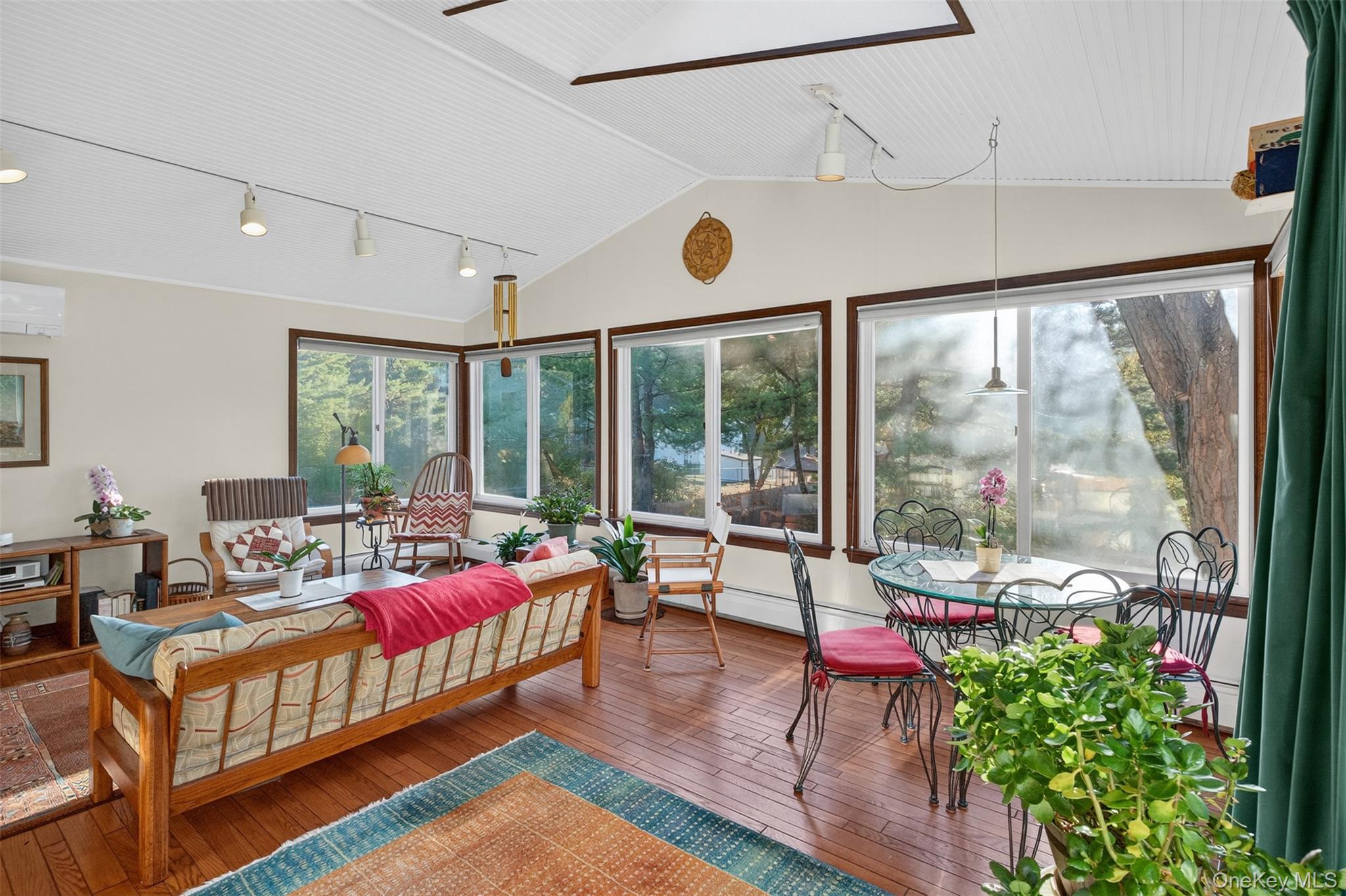 #11 photo, 102 Sutton Park Road, Poughkeepsie , NY 12603