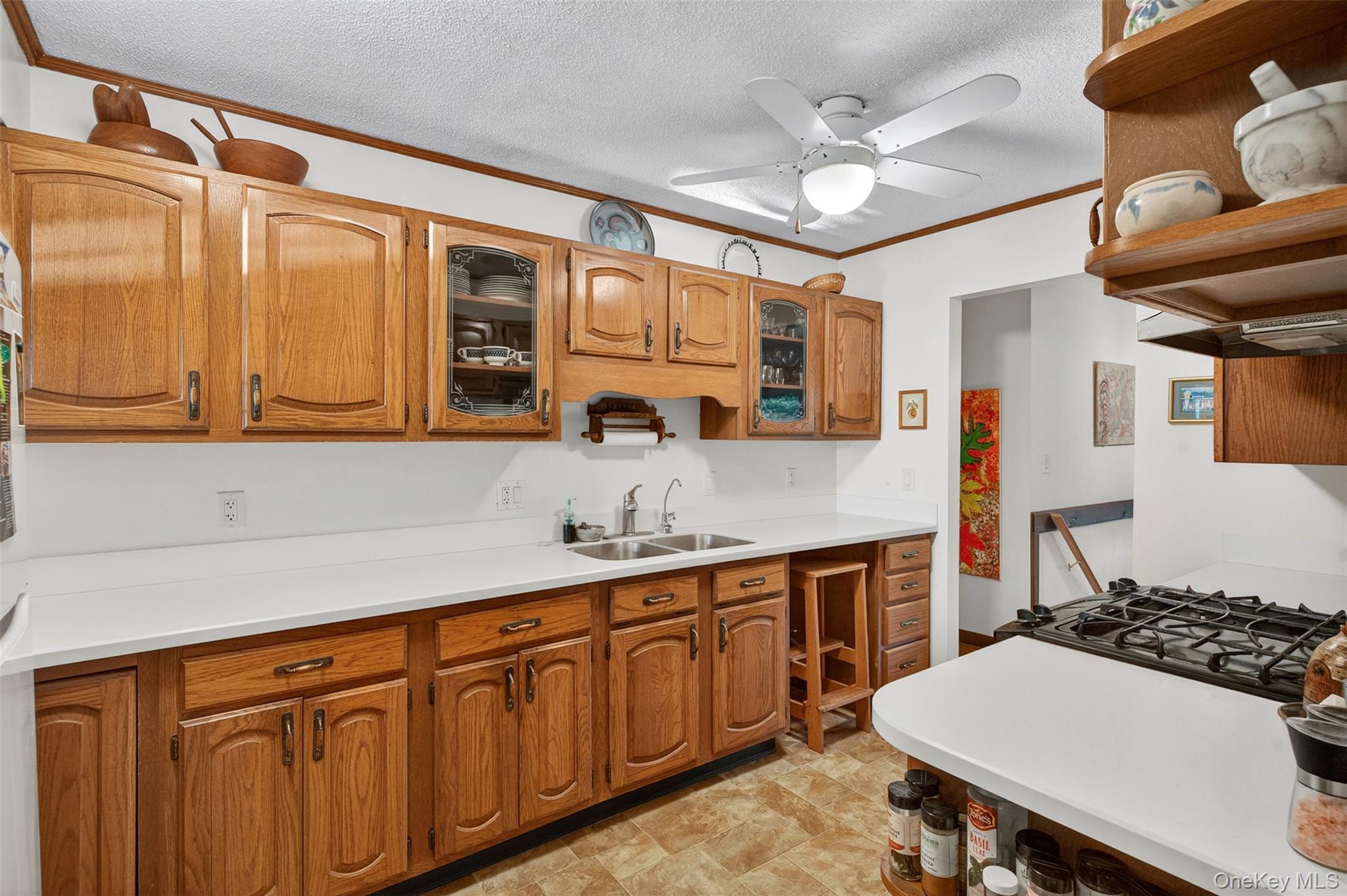 #7 photo, 102 Sutton Park Road, Poughkeepsie , NY 12603