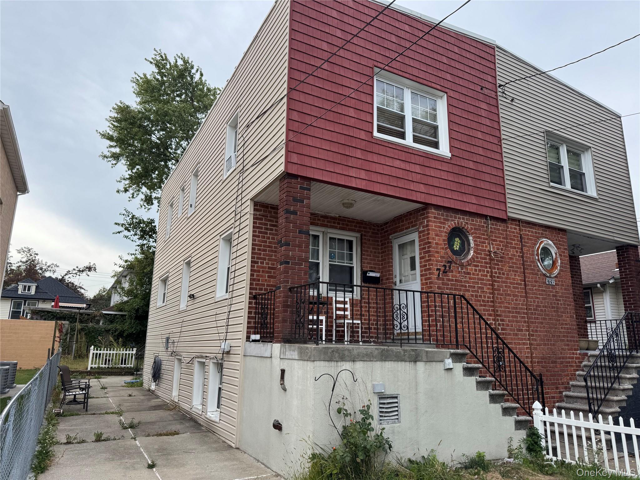 #1 photo, 727 Clarence Avenue, Bronx , NY 10465