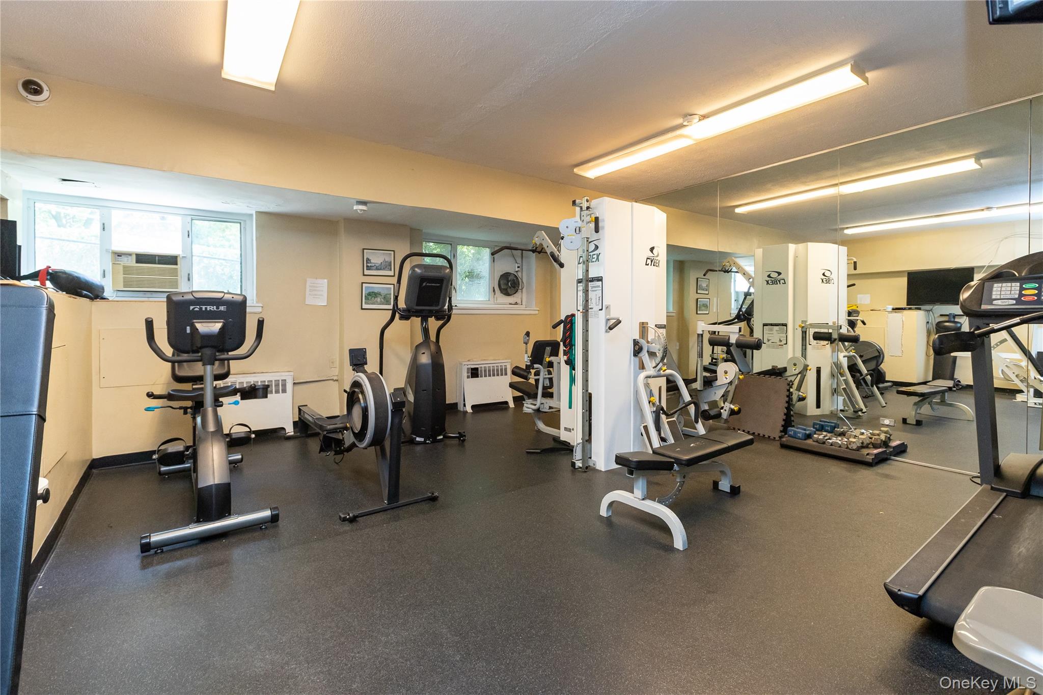 #13 photo, 5355 Henry Hudson Parkway, ブロンクス区 Bronx , NY 10471