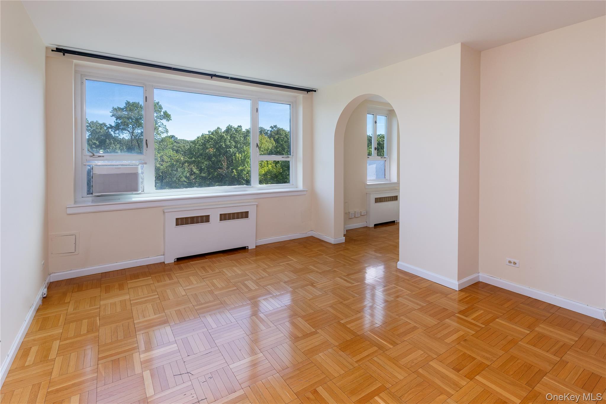 #4 photo, 5355 Henry Hudson Parkway, ブロンクス区 Bronx , NY 10471