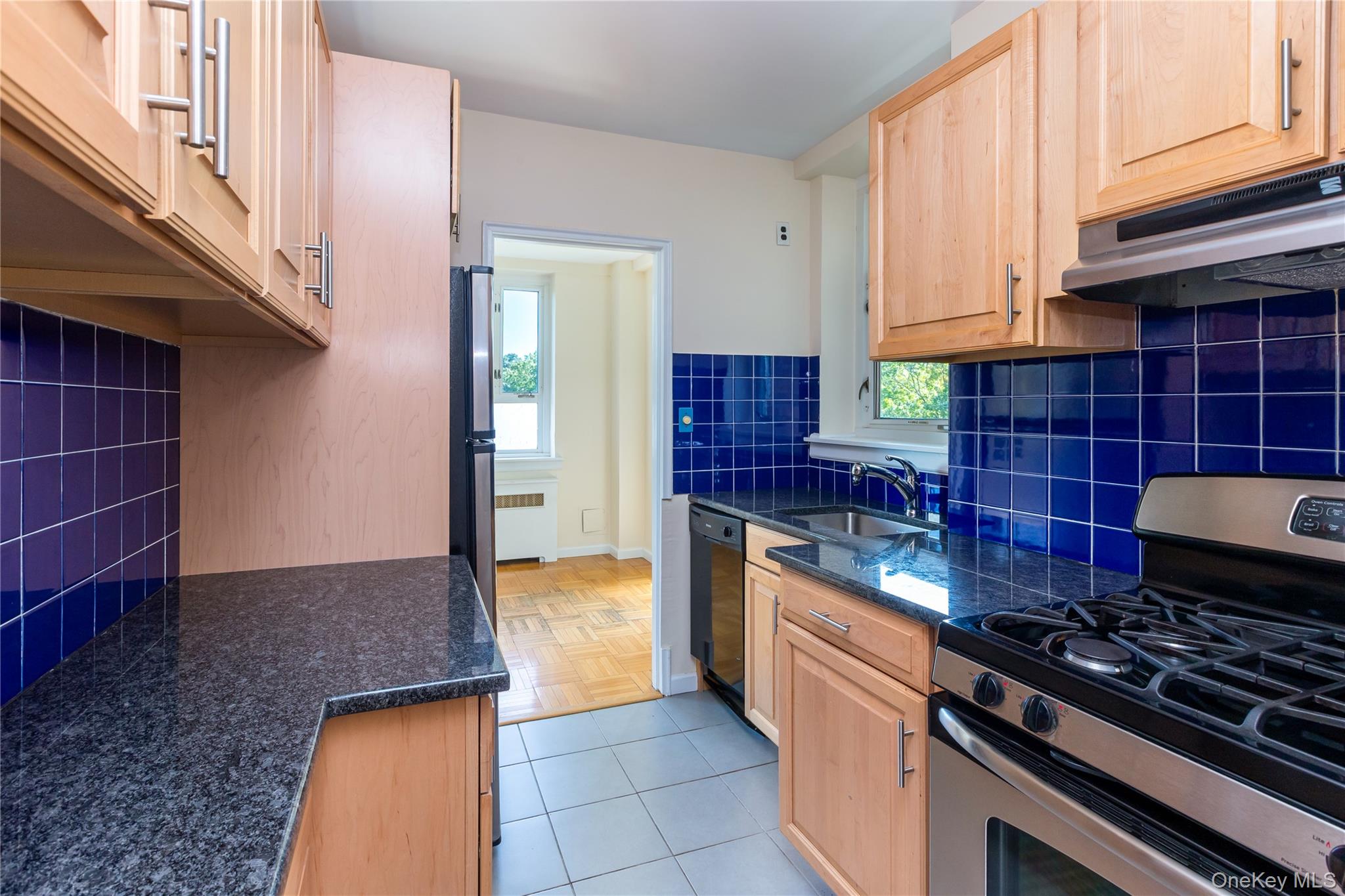 #9 photo, 5355 Henry Hudson Parkway, ブロンクス区 Bronx , NY 10471