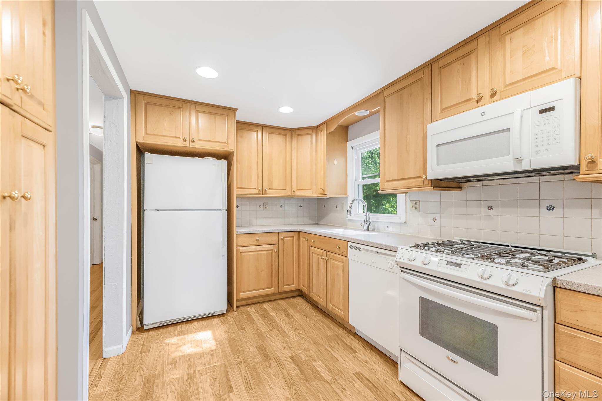 #17 photo, 37 Scott Drive, Wappingers Falls , NY 12590