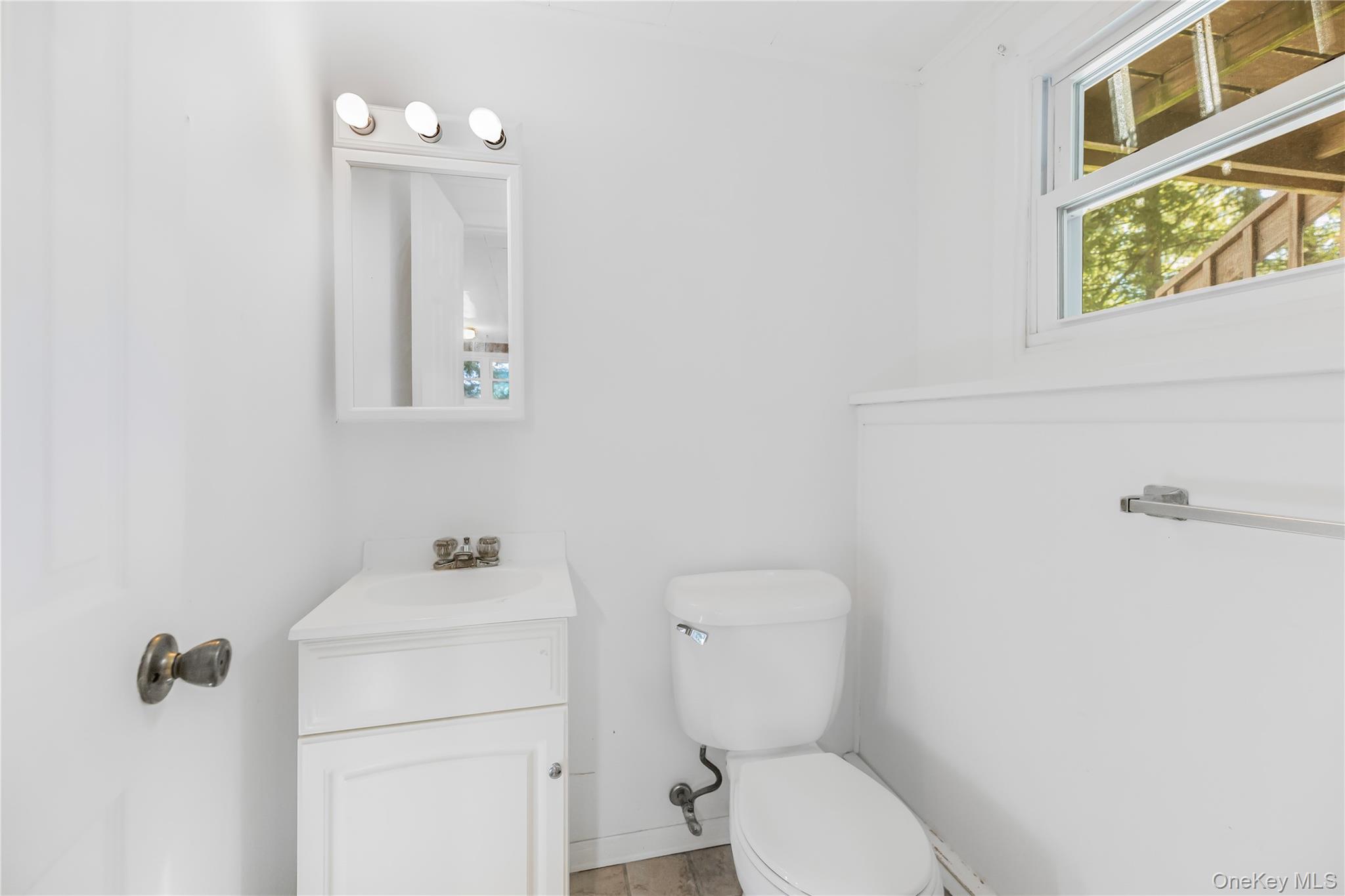 #19 photo, 37 Scott Drive, Wappingers Falls , NY 12590