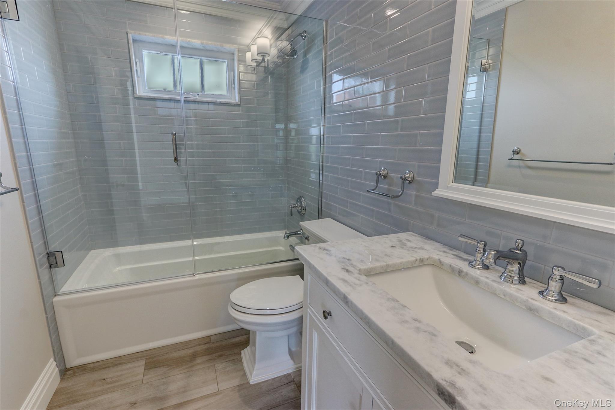 #20 photo, 538 W Walnut Street, ナッソー郡 Long Beach , NY 11561