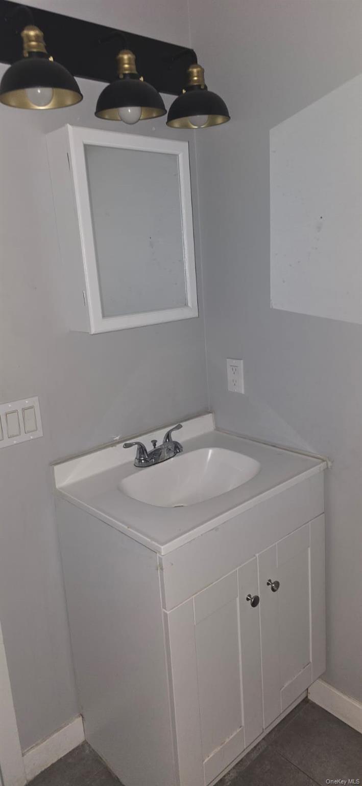 #11 photo, 230 Broadway, Newburgh , NY 12550