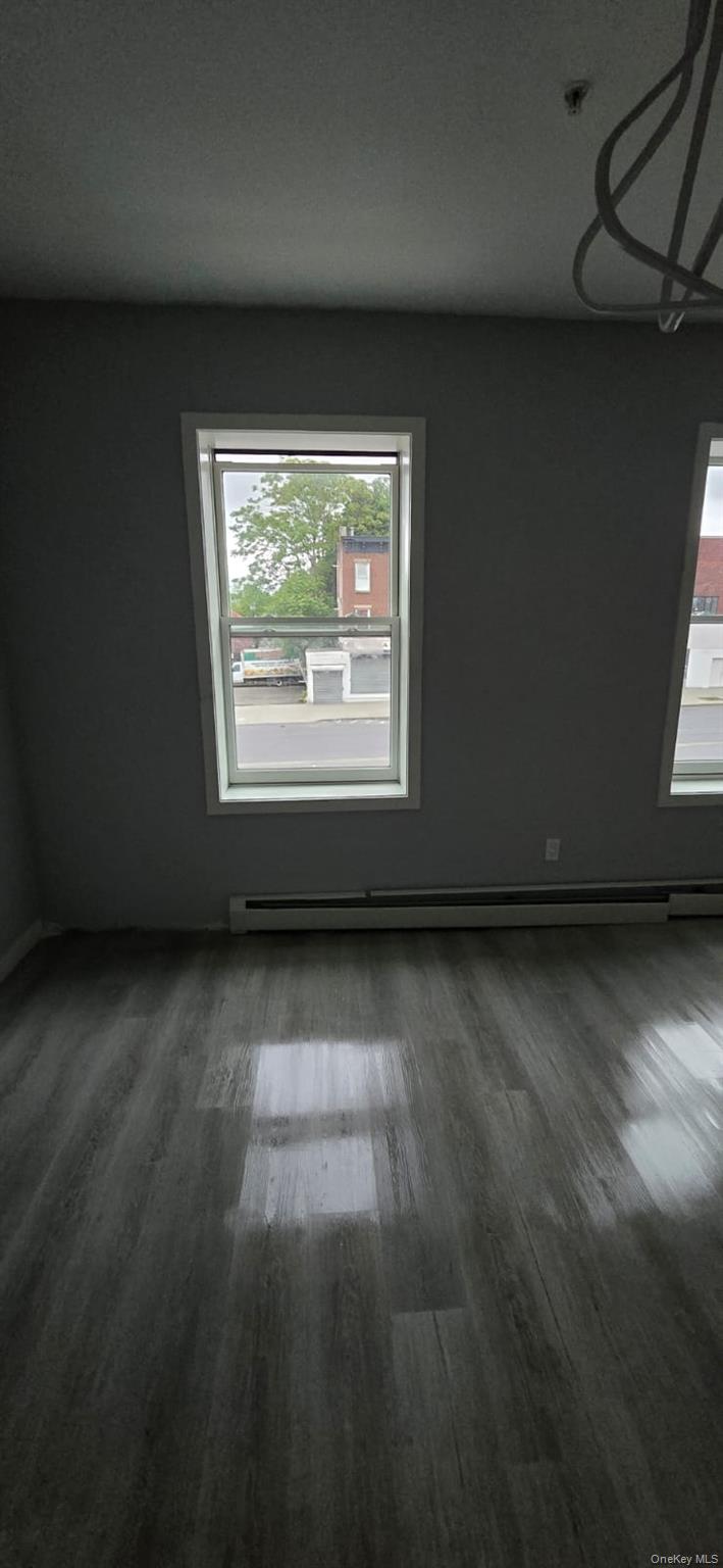 #8 photo, 230 Broadway, Newburgh , NY 12550