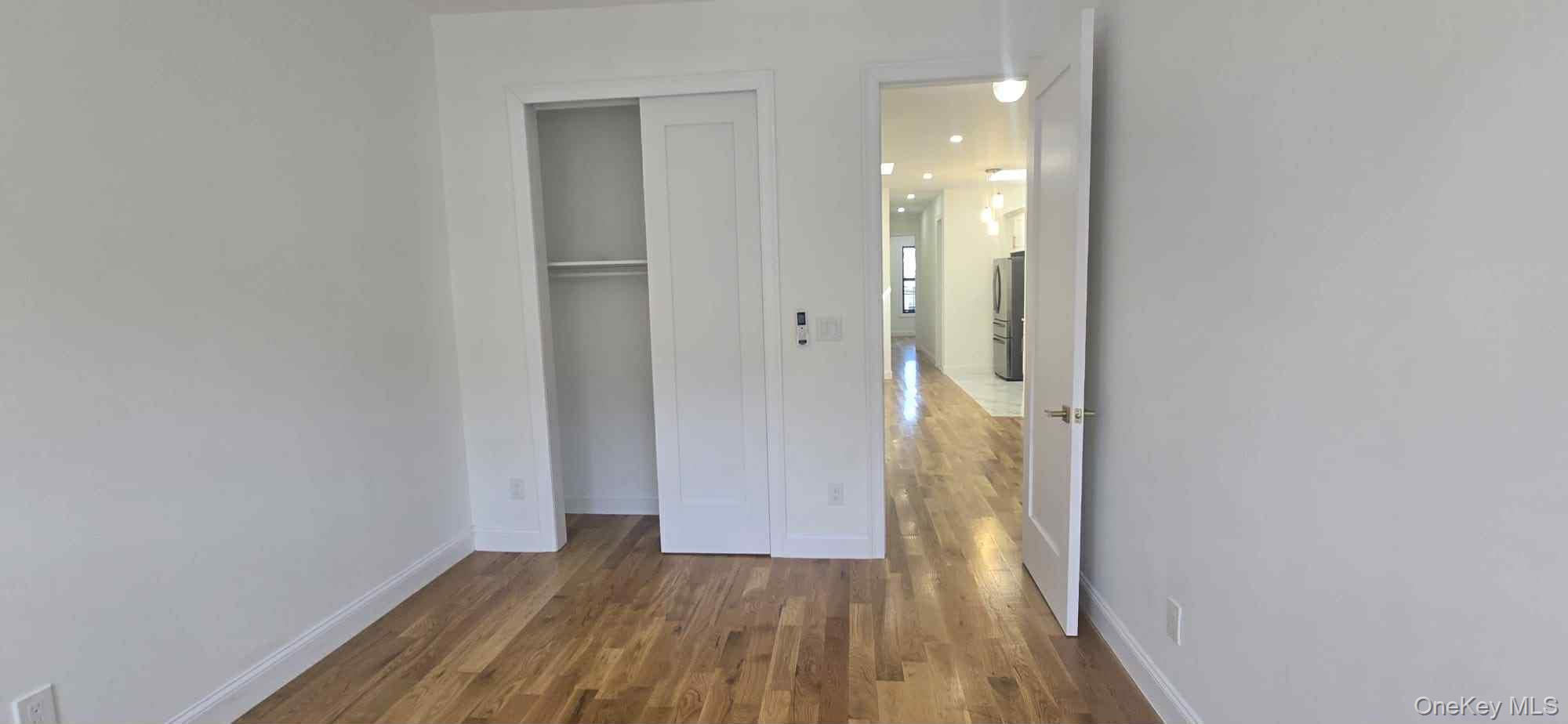 #5 photo, 19 Milford Street, Brooklyn , NY 11208