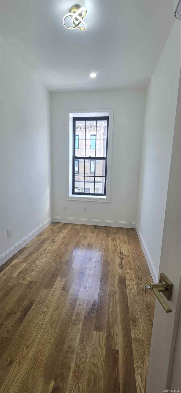 #6 photo, 19 Milford Street, Brooklyn , NY 11208