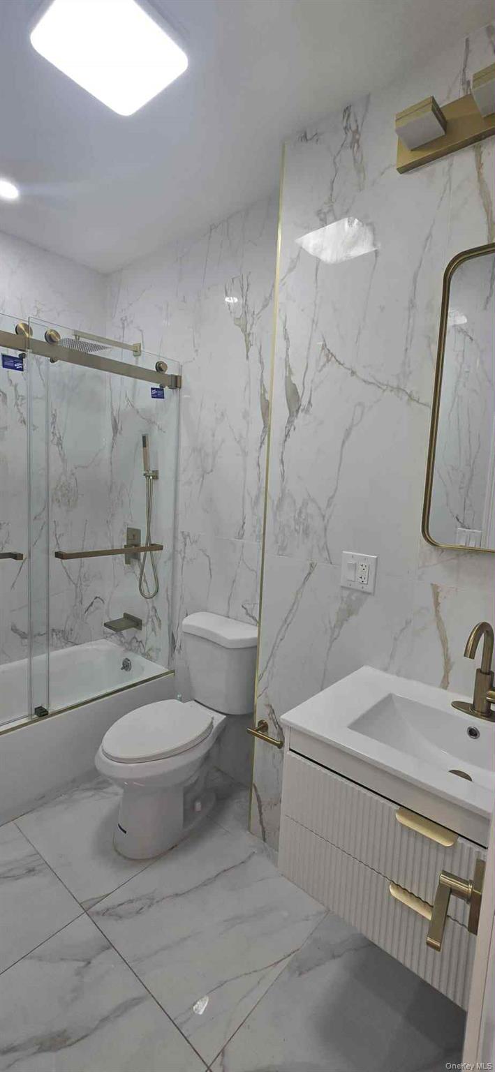 #7 photo, 19 Milford Street, Brooklyn , NY 11208