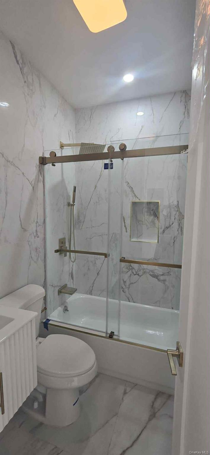 #8 photo, 19 Milford Street, Brooklyn , NY 11208