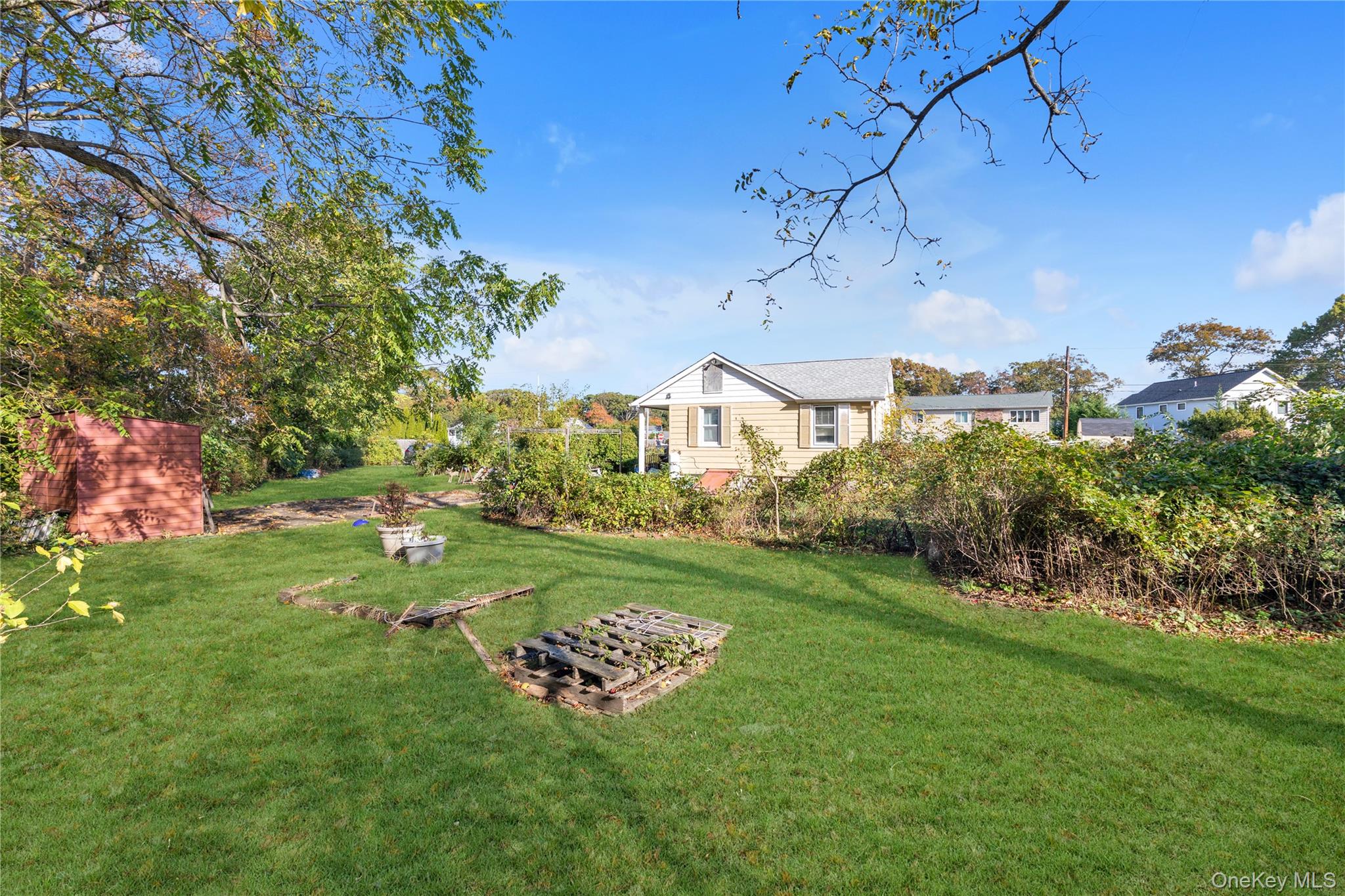 #10 photo, 166 & 170 Woodrow Parkway, West Babylon , NY 11704