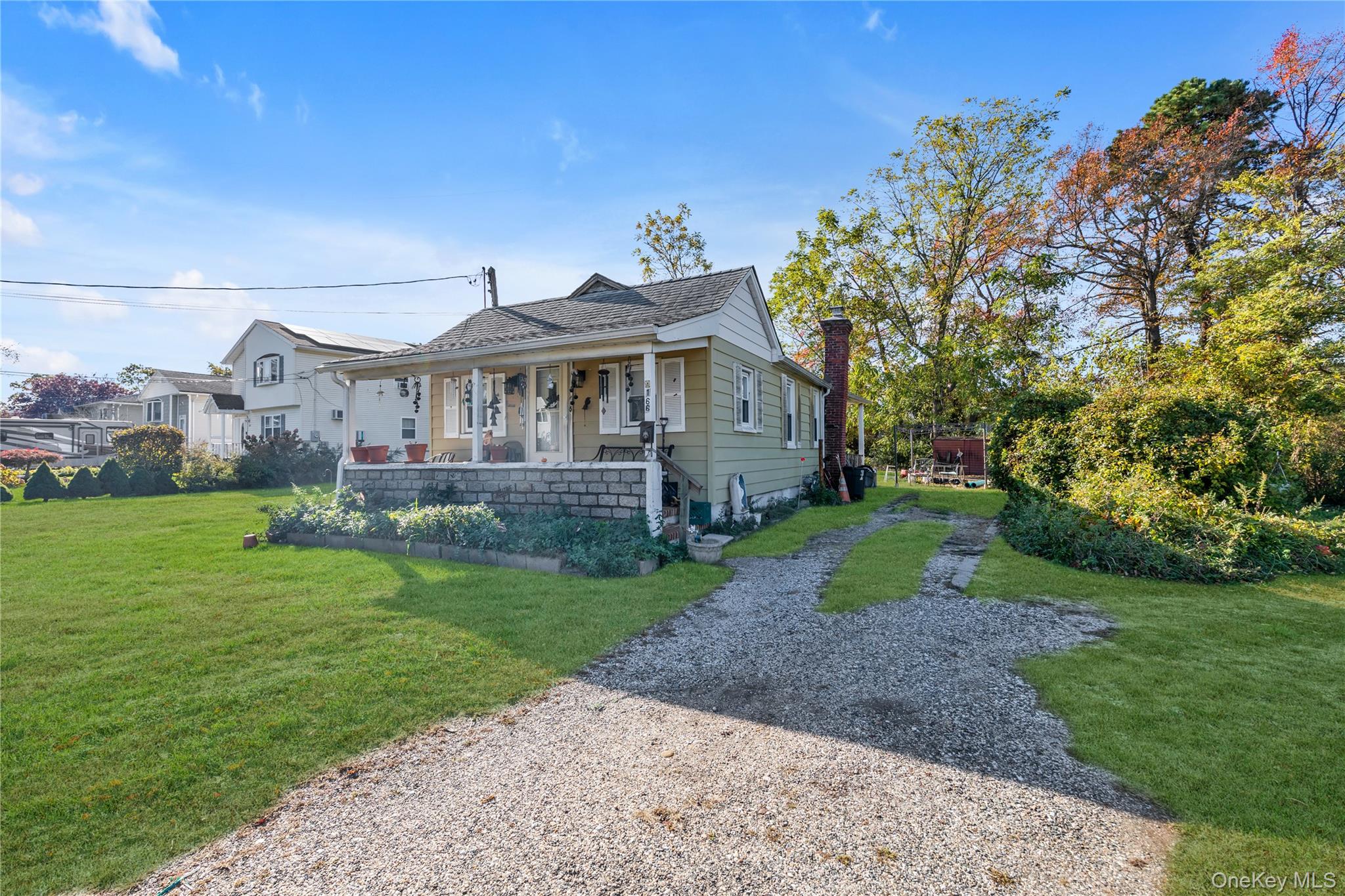 #2 photo, 166 & 170 Woodrow Parkway, West Babylon , NY 11704