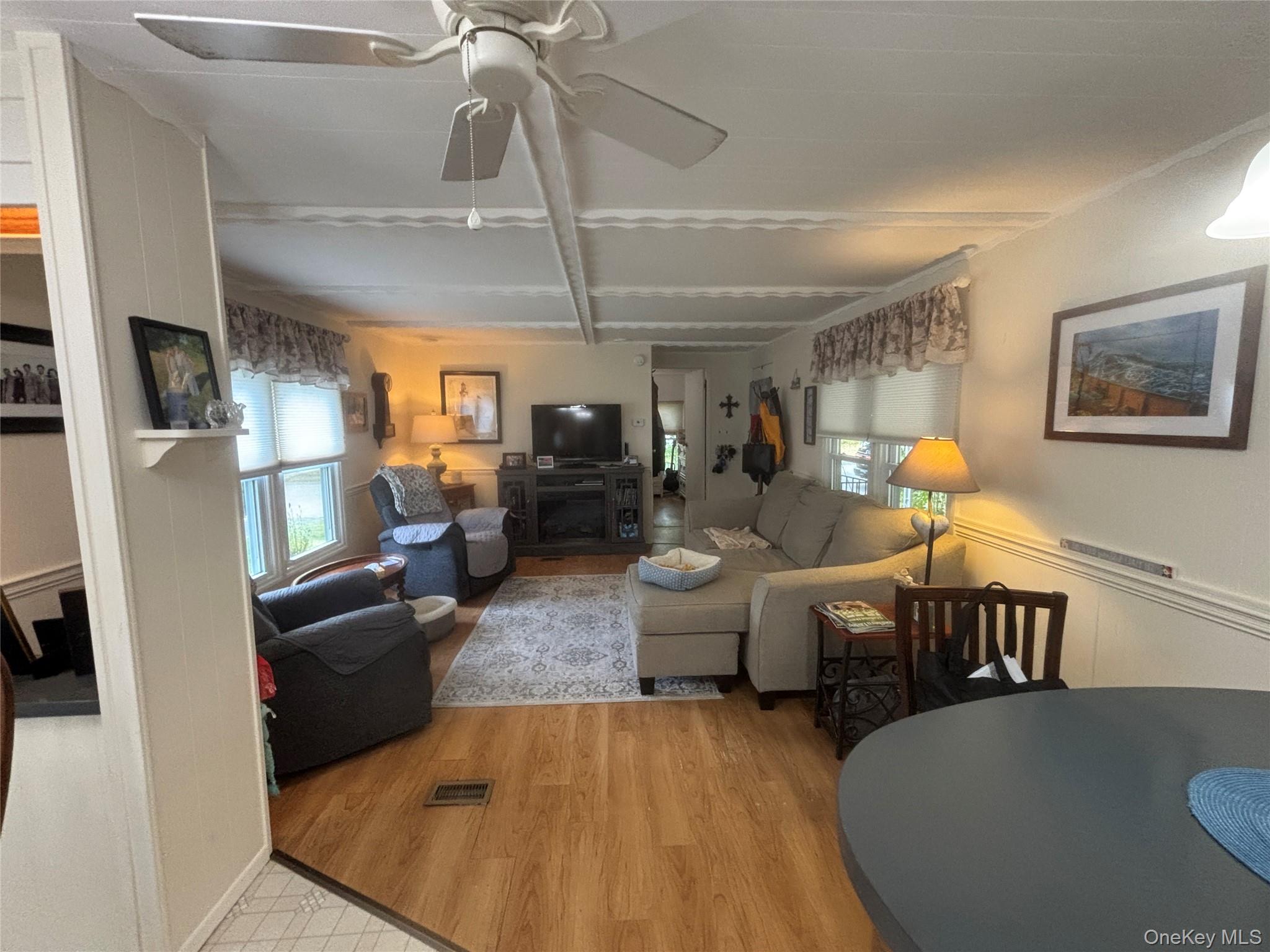 #18 photo, 44B Witt Lane, Aquebogue , NY 11931