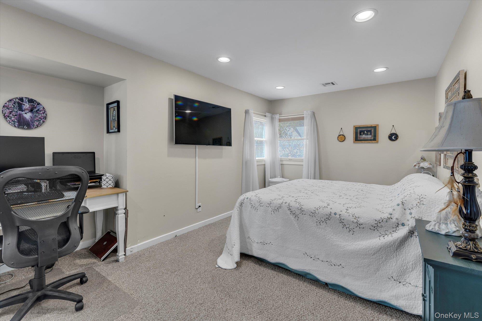 #17 photo, 41 Landing Lane, Port Jefferson , NY 11777