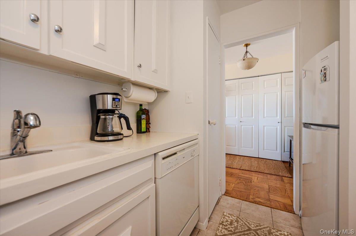 #11 photo, 650 Shore Road, ナッソー郡 Long Beach , NY 11561