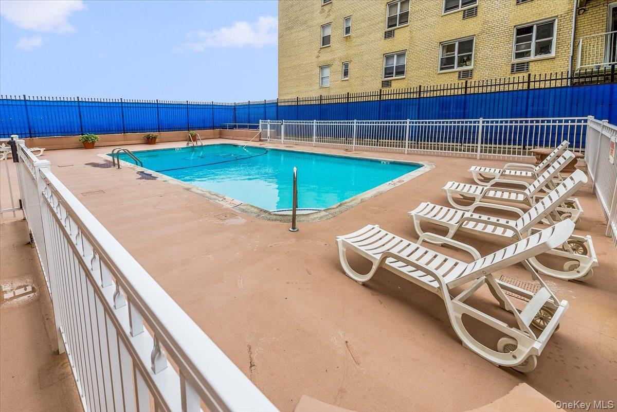 #19 photo, 650 Shore Road, ナッソー郡 Long Beach , NY 11561