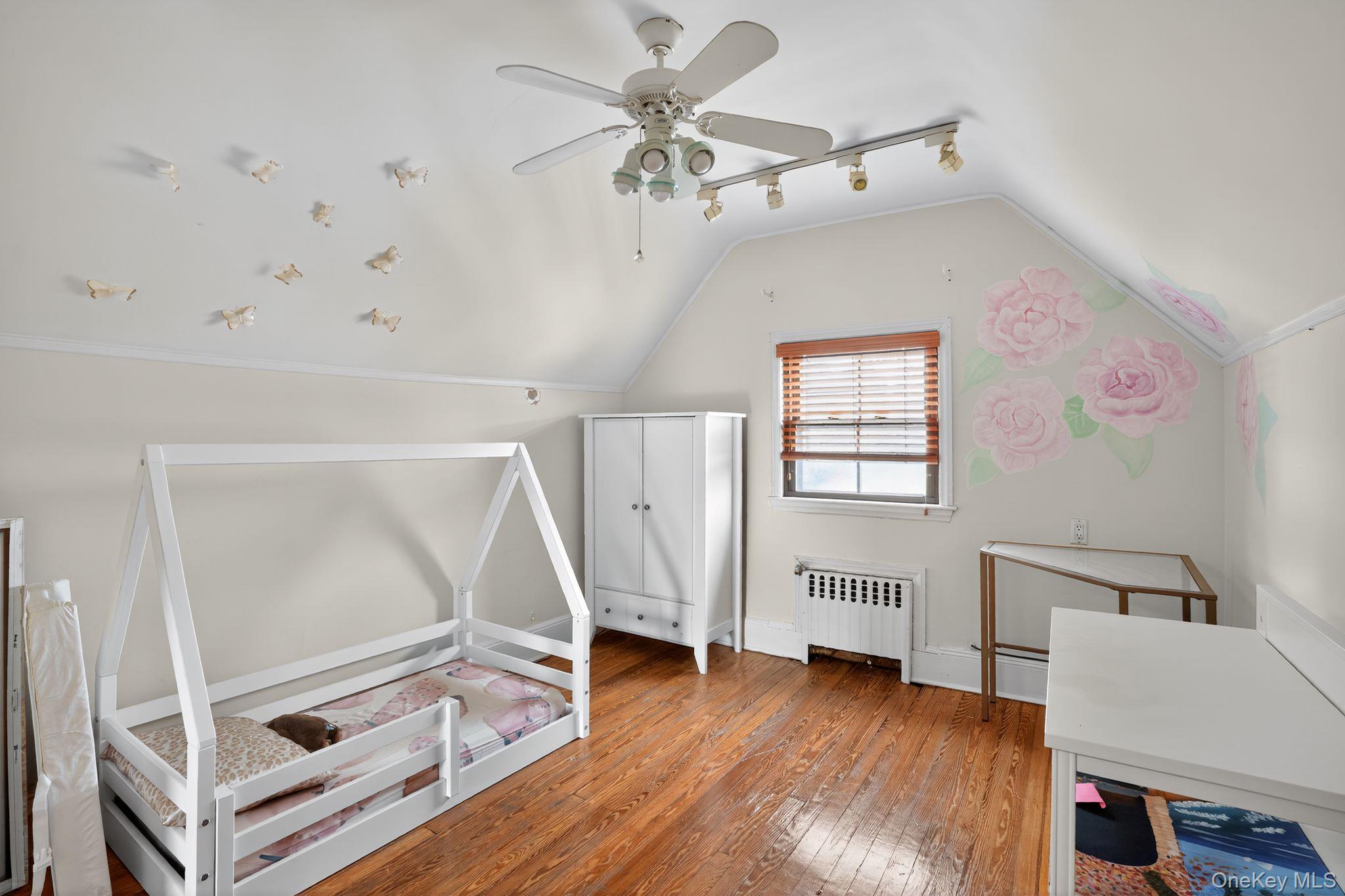 #9 photo, 915 Malba Drive, クイーンズ区 Malba , NY 11357