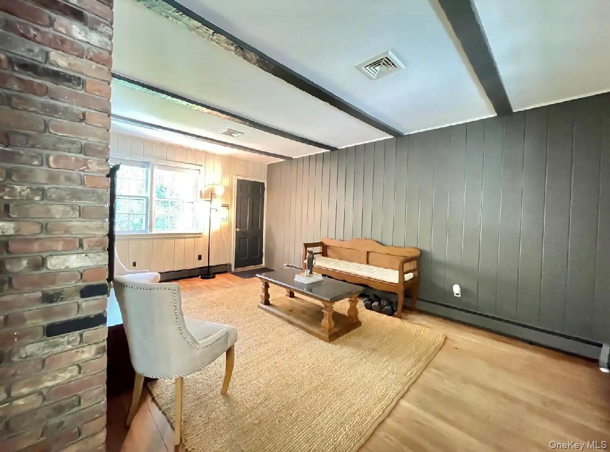 #17 photo, 185 QUAKER Path, 东长岛 East Setauket , NY 11733