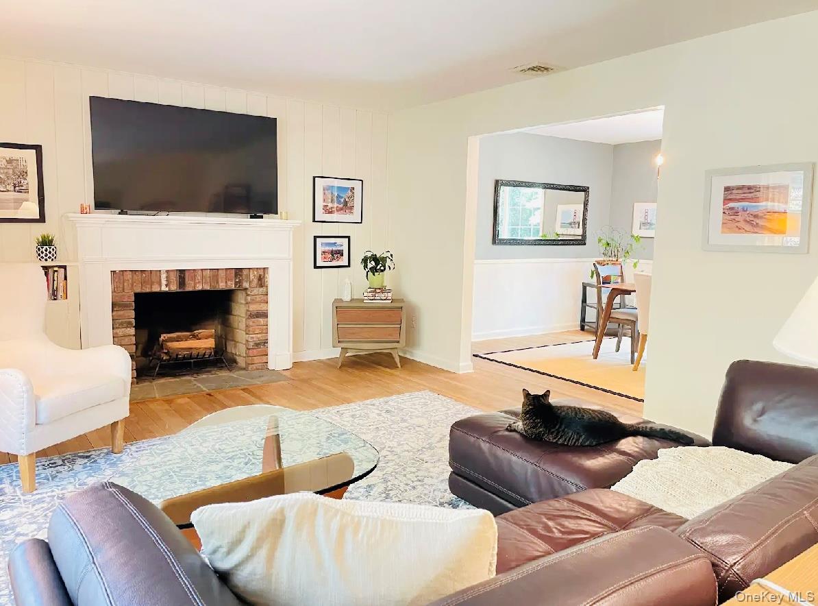 #7 photo, 185 QUAKER Path, 东长岛 East Setauket , NY 11733