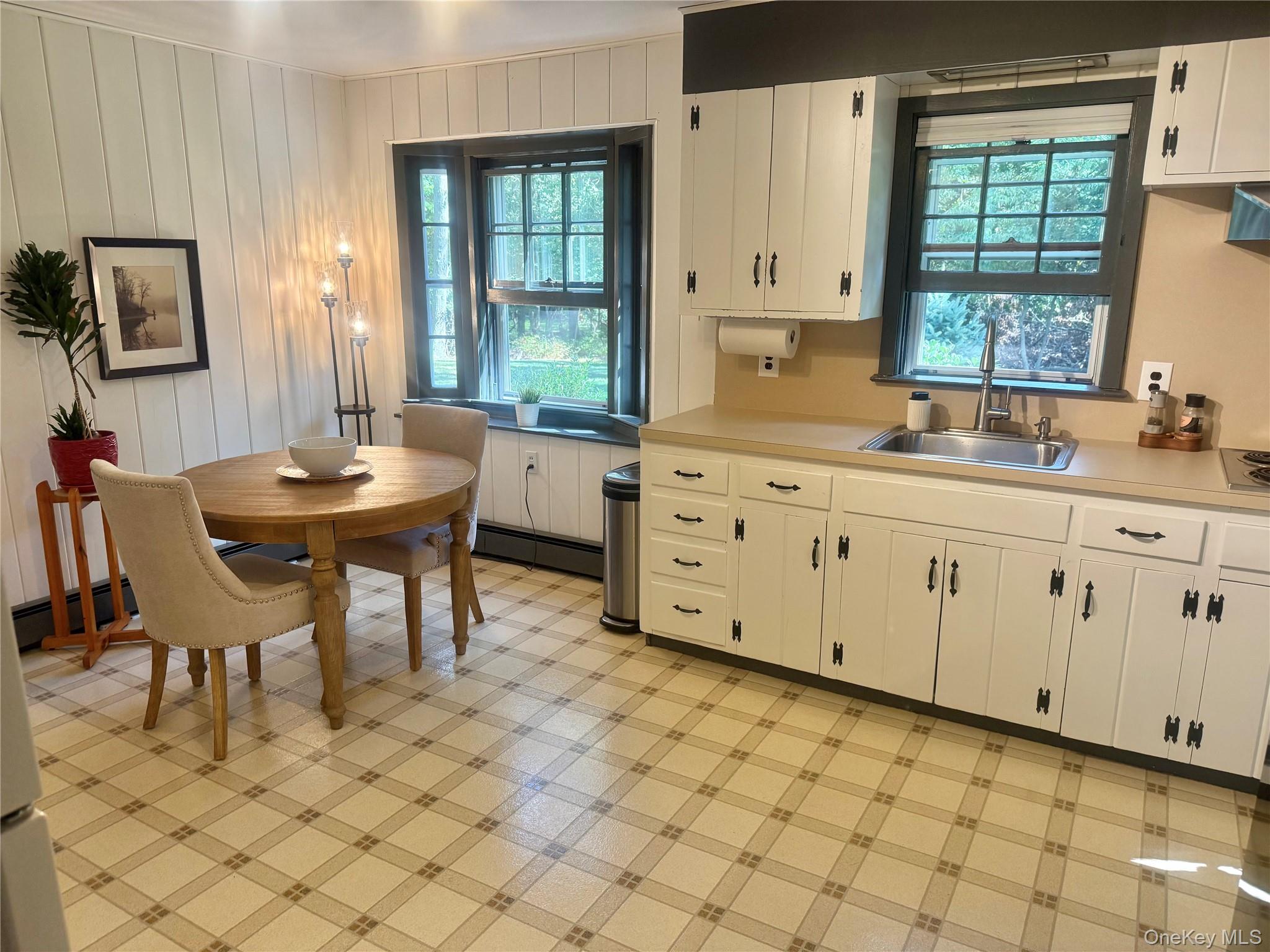 #9 photo, 185 QUAKER Path, 东长岛 East Setauket , NY 11733