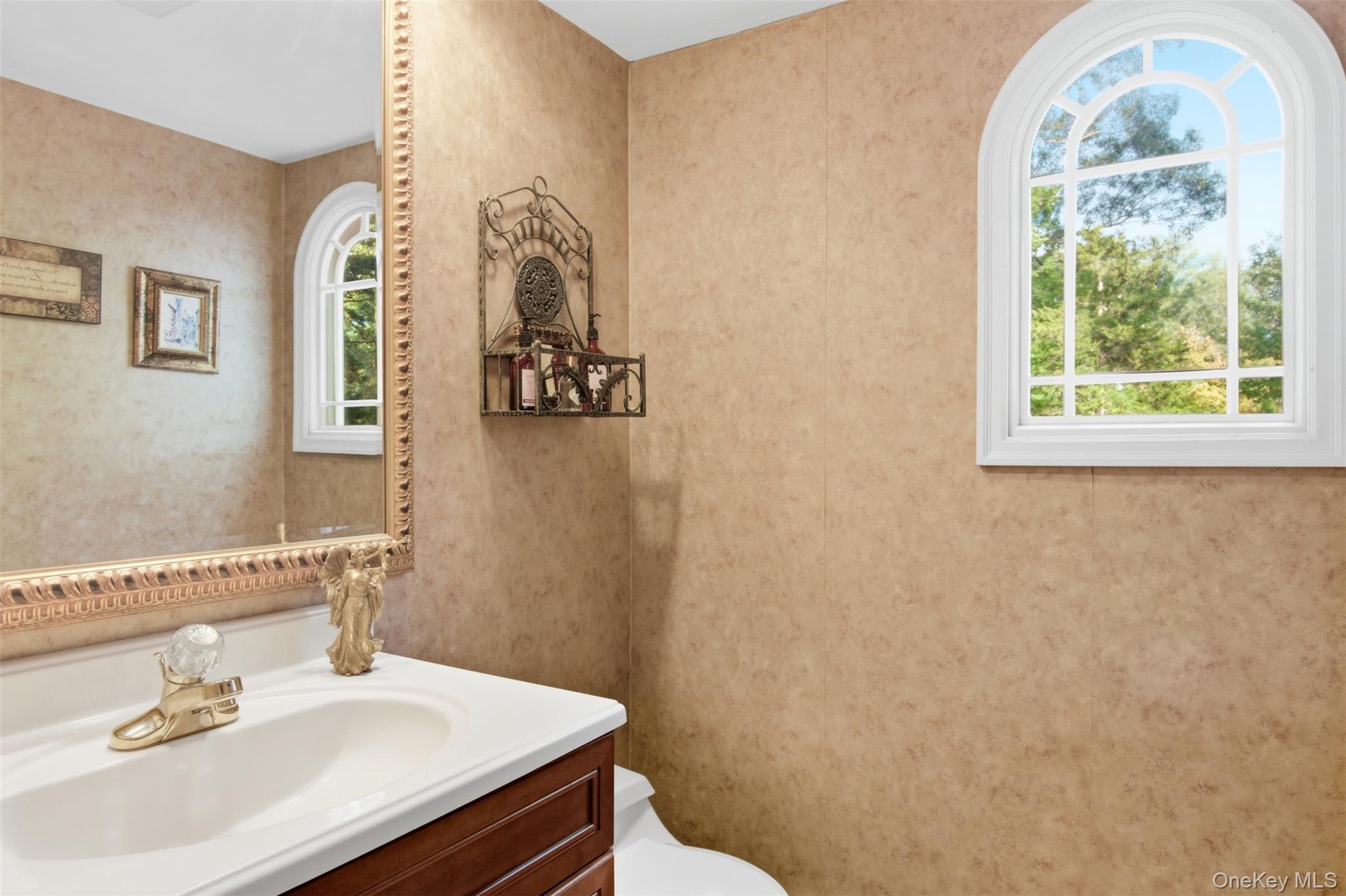 #11 photo, 8 Tanager Lane, Northport , NY 11768