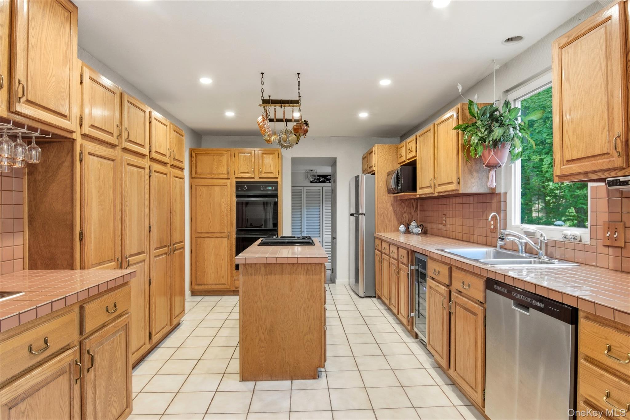 #9 photo, 8 Tanager Lane, Northport , NY 11768