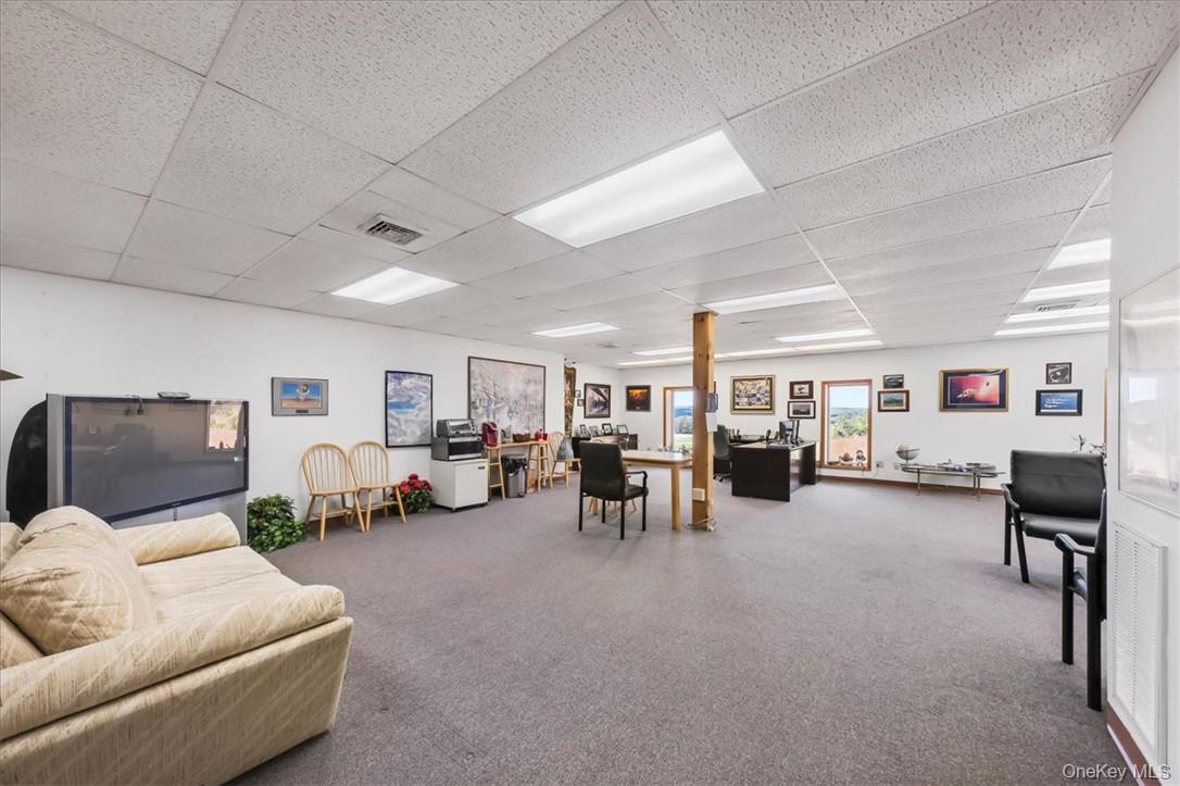 #17 photo, 79 Styles, Lagrangeville , NY 12540