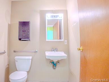 #12 photo, 501 William Floyd Parkway, サフォーク郡 Shirley , NY 11967