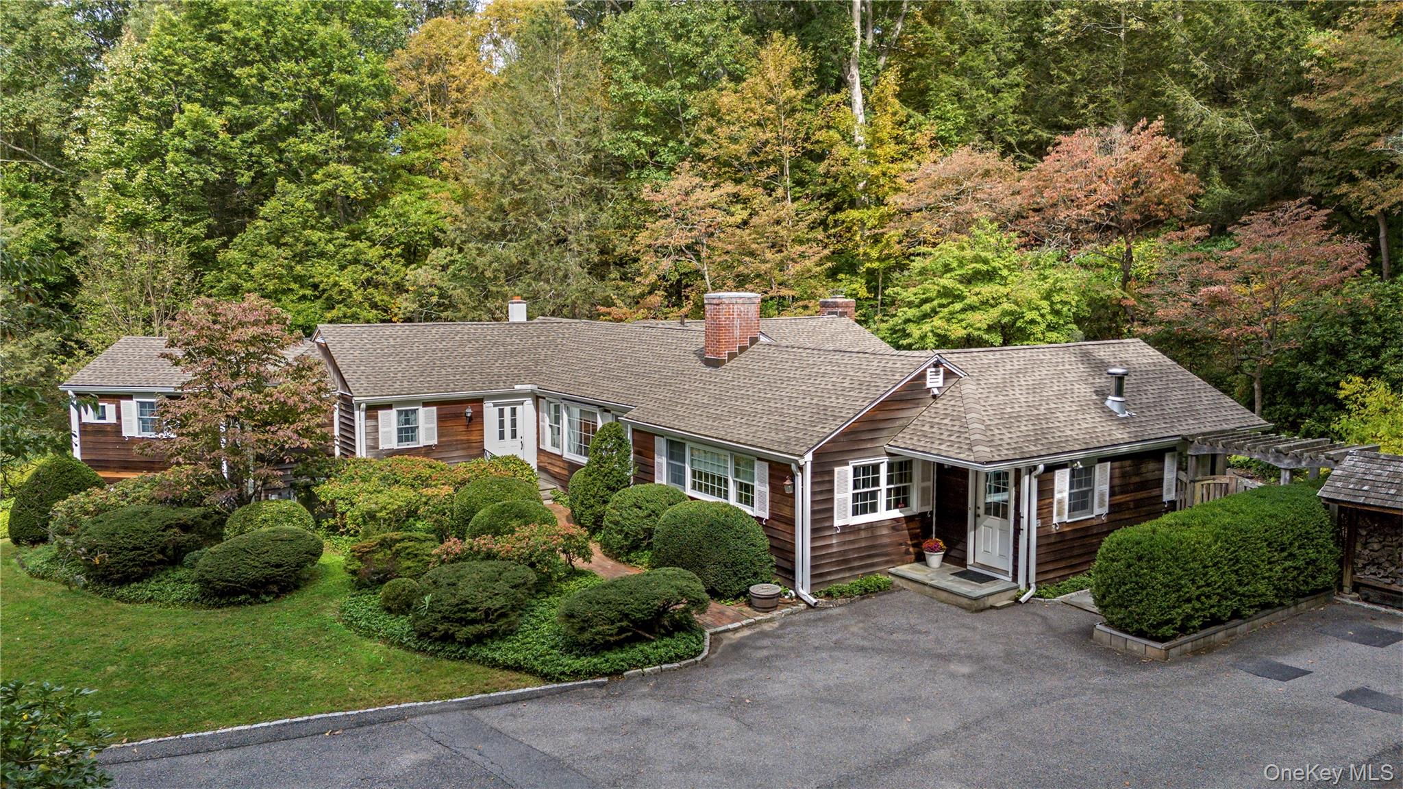 #16 photo, 40 Baylis Lane, Bedford , NY 10506