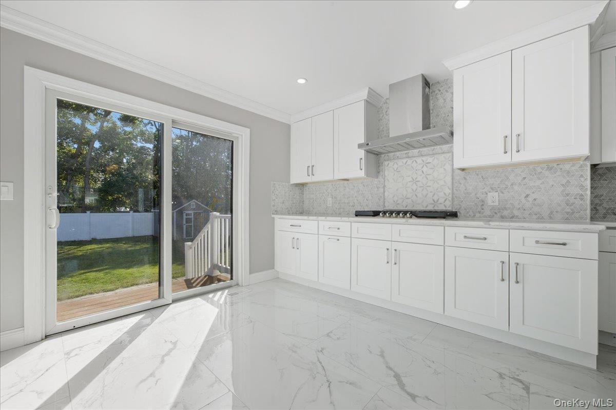 #10 photo, 15 cottage  blvd, Hicksville , NY 11801