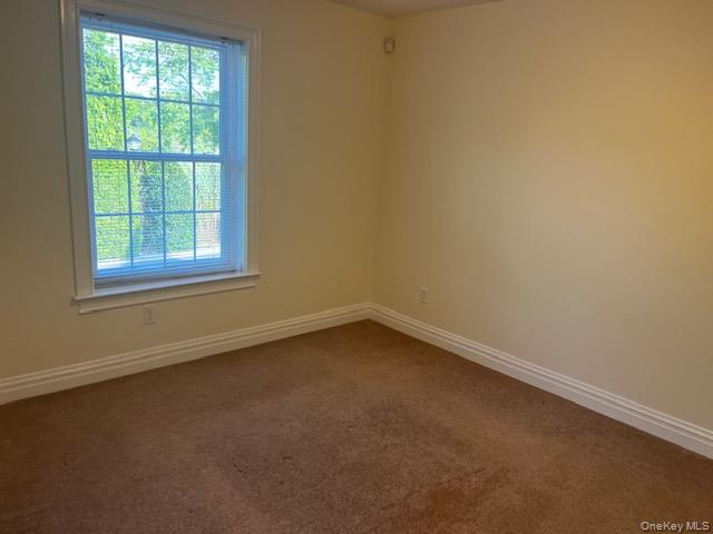 #4 photo, 18 Grace Marie Court Road, サフォーク郡 West Babylon , NY 11704