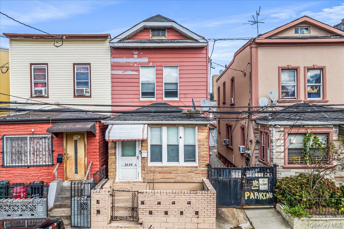 #1 photo, 34-49 110th Street, クイーンズ区 Corona , NY 11368