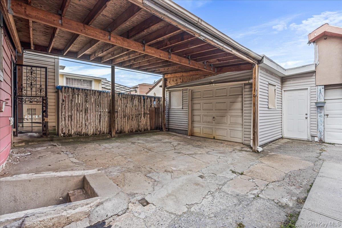 #19 photo, 34-49 110th Street, クイーンズ区 Corona , NY 11368