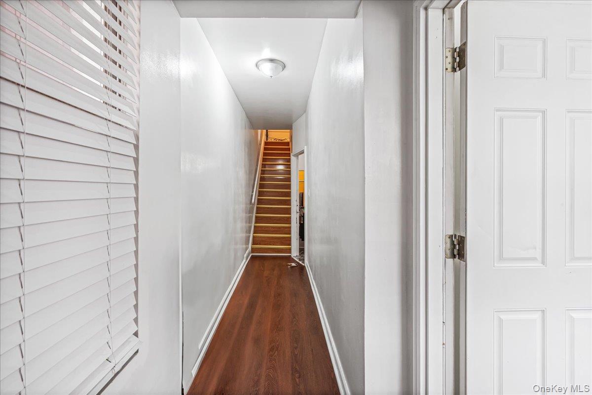 #2 photo, 34-49 110th Street, クイーンズ区 Corona , NY 11368