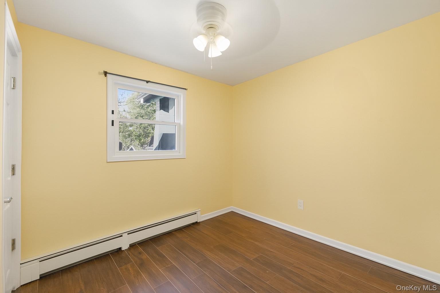 #9 photo, 1537 N Thompson Drive, Bay Shore , NY 11706