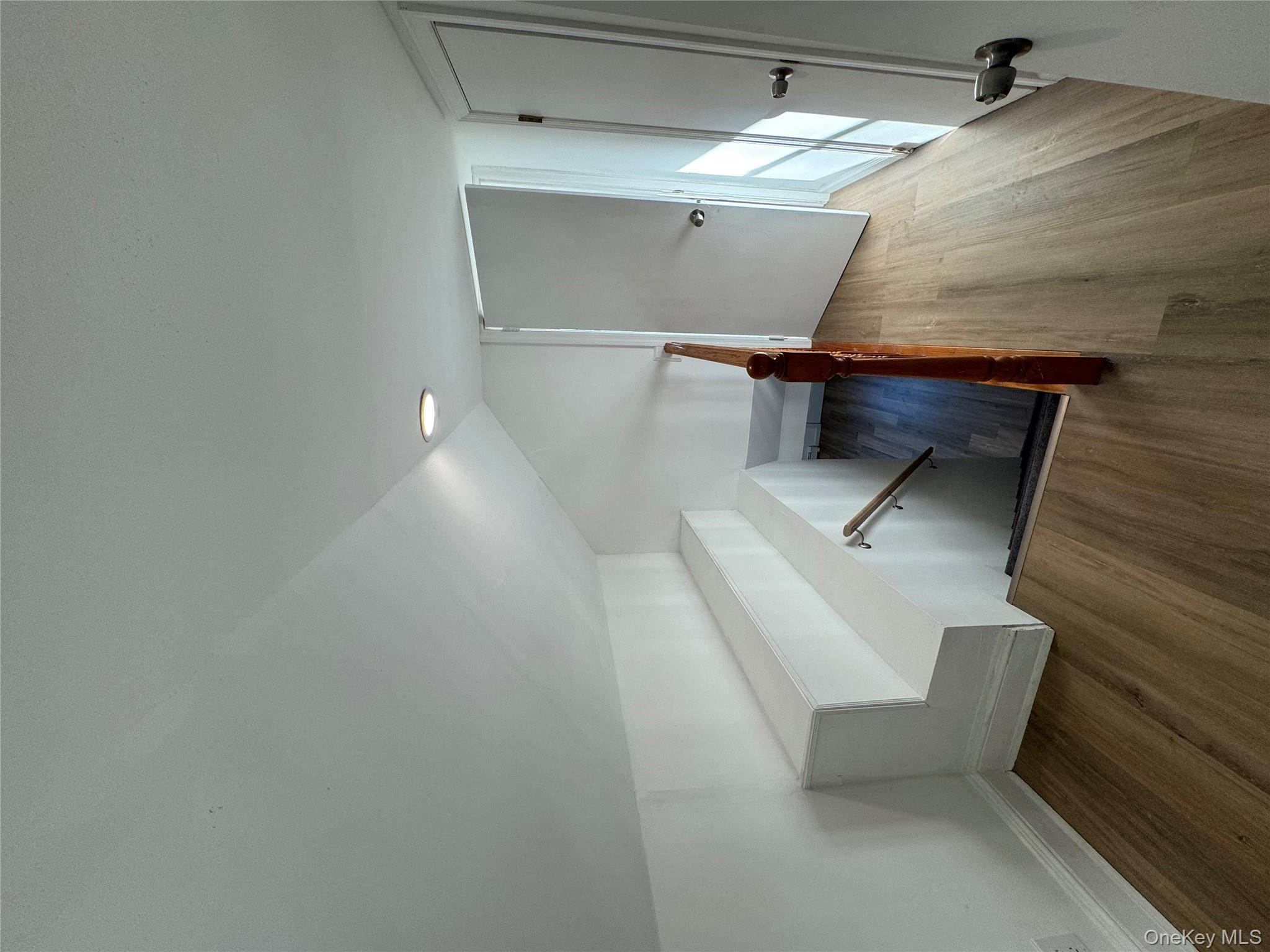 #14 photo, 248 Fulton Street, ナッソー郡 Westbury , NY 11590