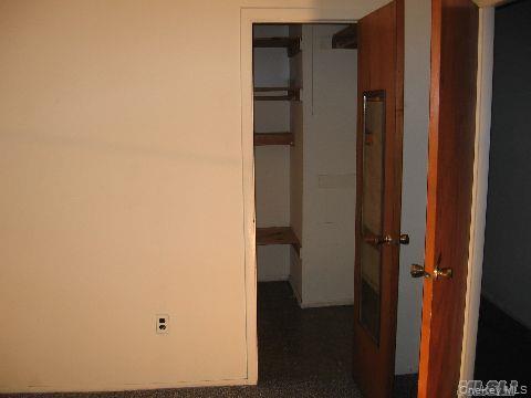 #18 photo, 540 Oak Street, Copiague , NY 11726