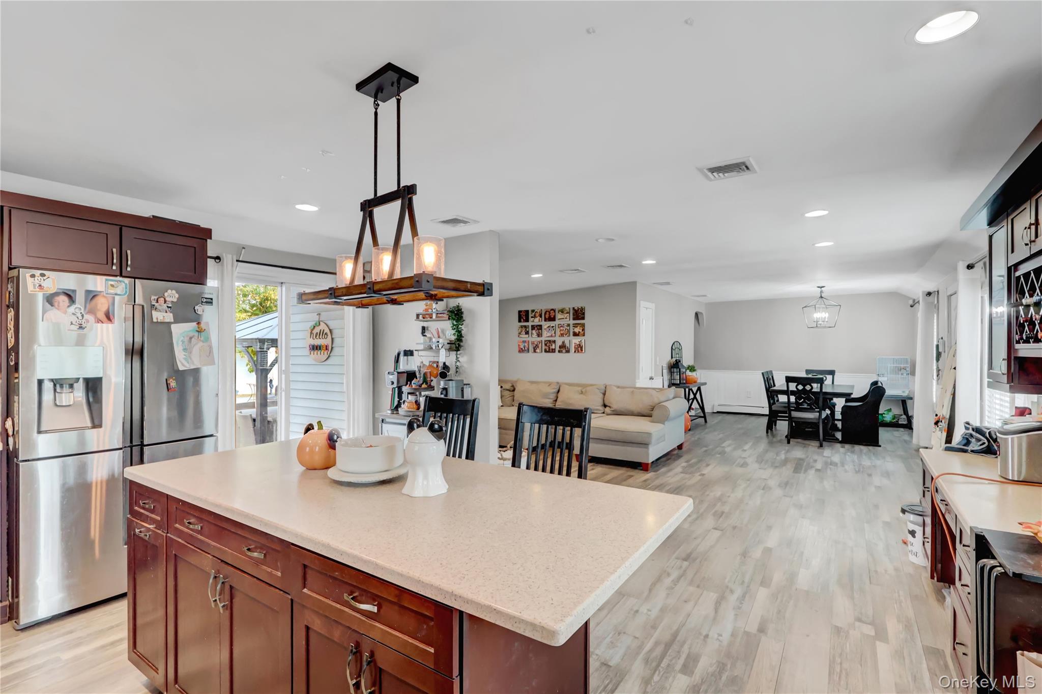 #11 photo, 89 Marie Street, Lindenhurst , NY 11757