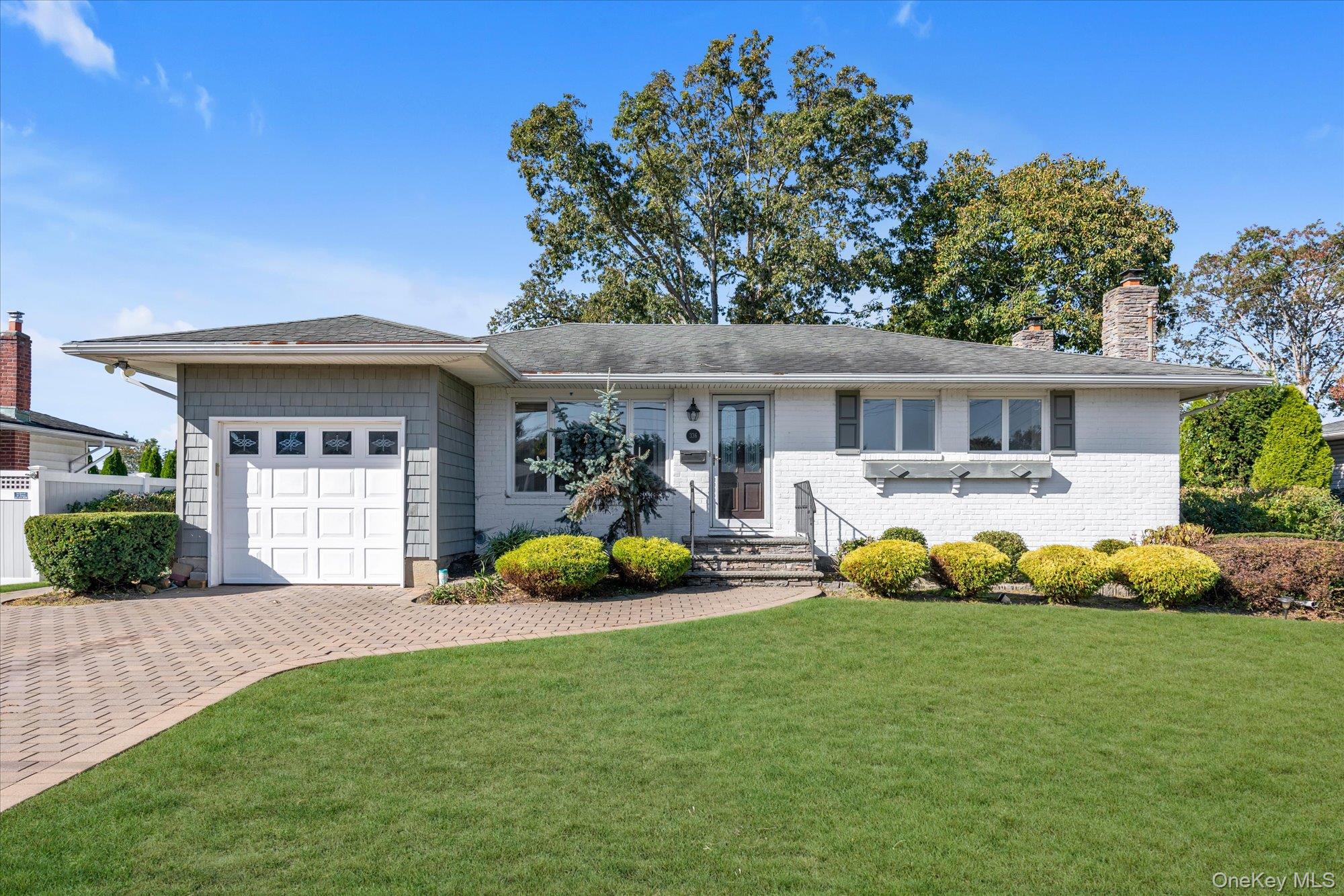 #1 photo, 336 W 9th Street, Deer Park , NY 11729