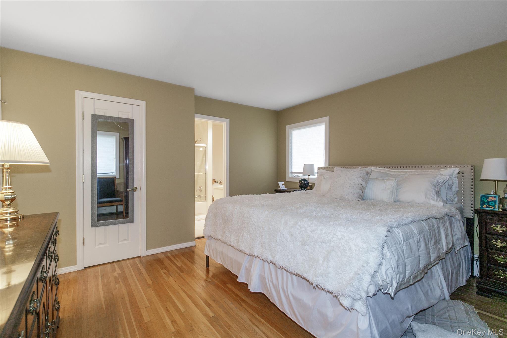 #10 photo, 61 Mitchell Avenue, Plainview , NY 11803