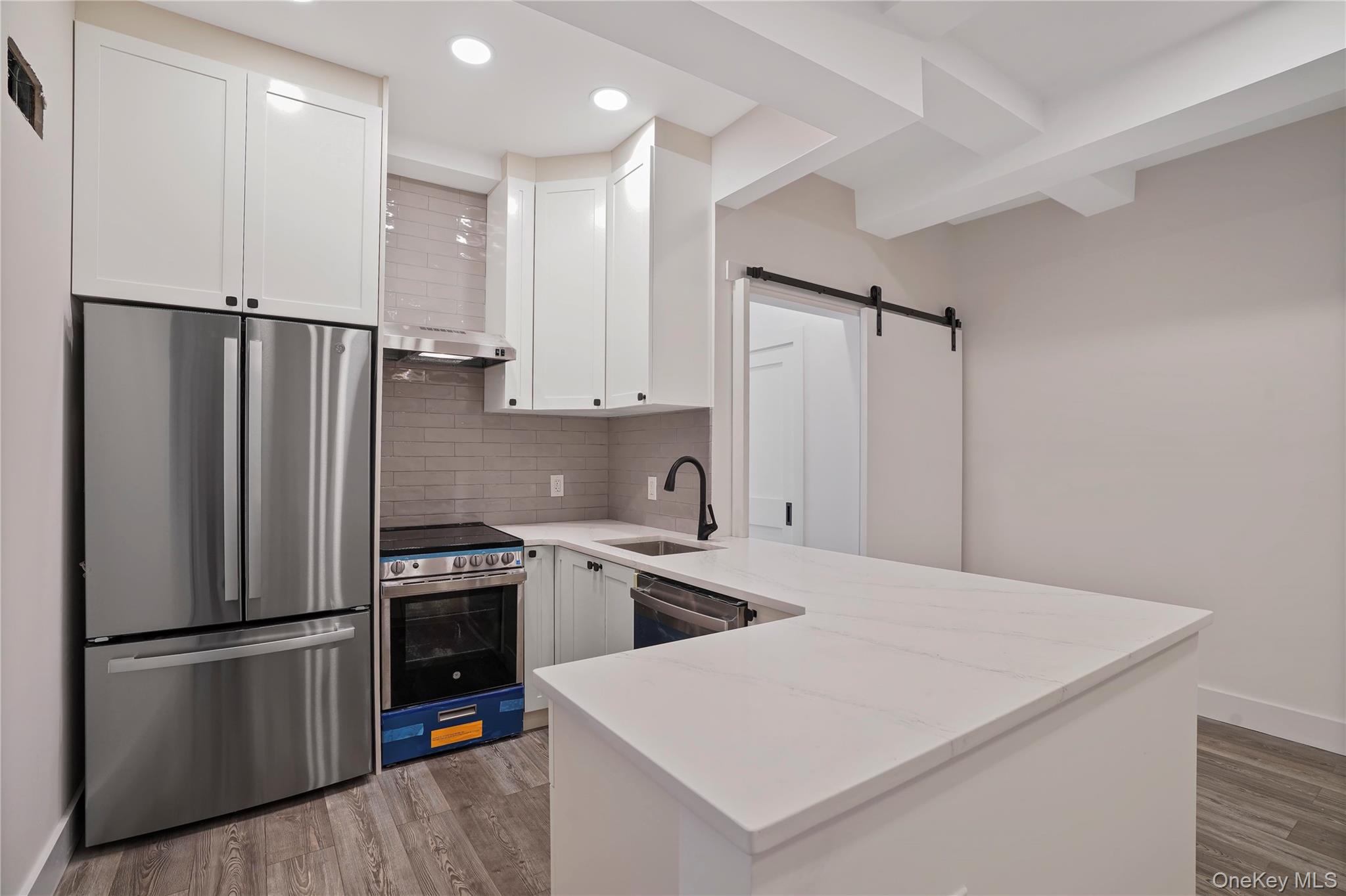 #19 photo, 20 Continental Avenue, クイーンズ区 Forest Hills , NY 11375