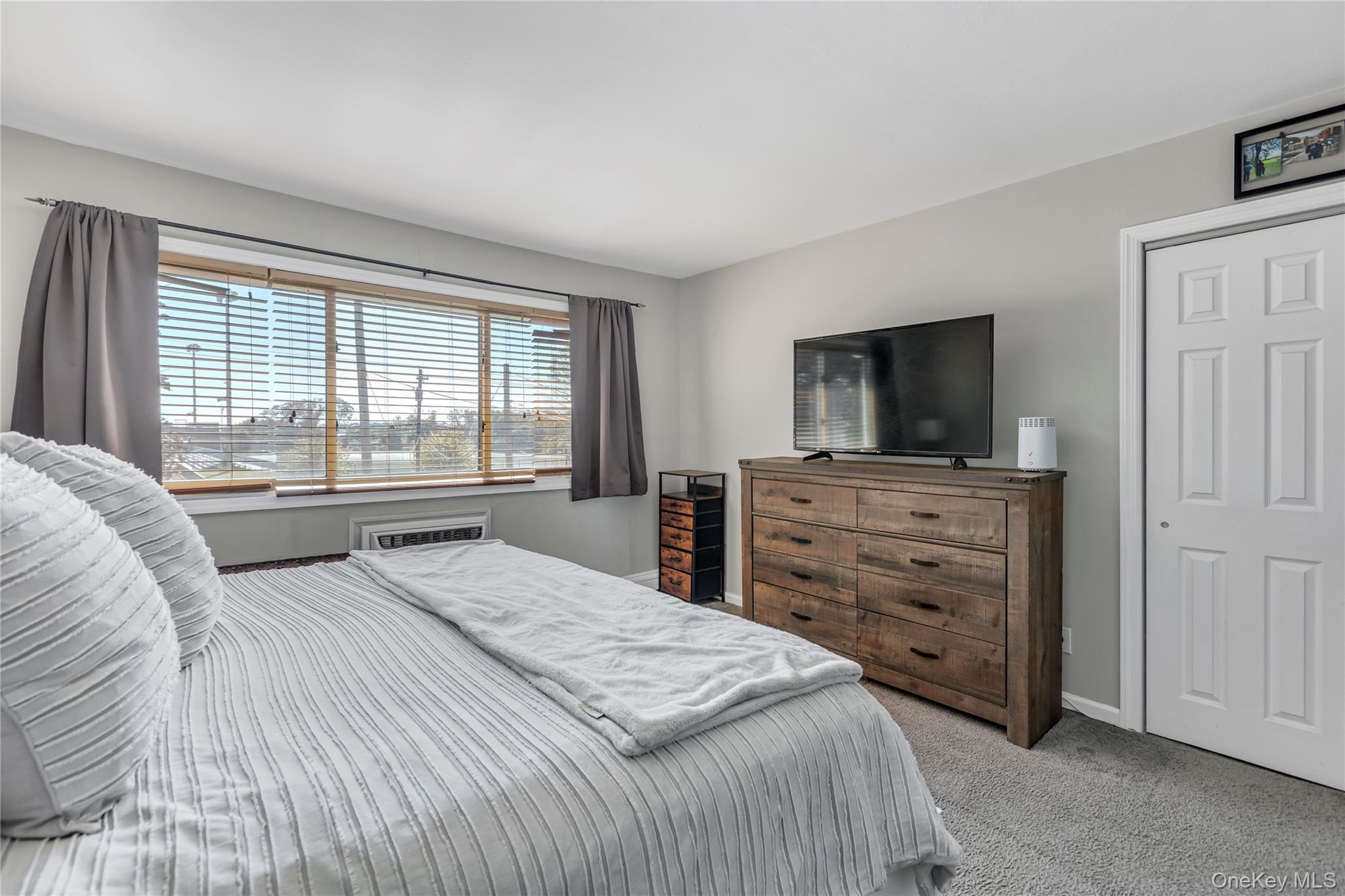 #8 photo, 2423 Union Boulevard, サフォーク郡 Islip , NY 11751