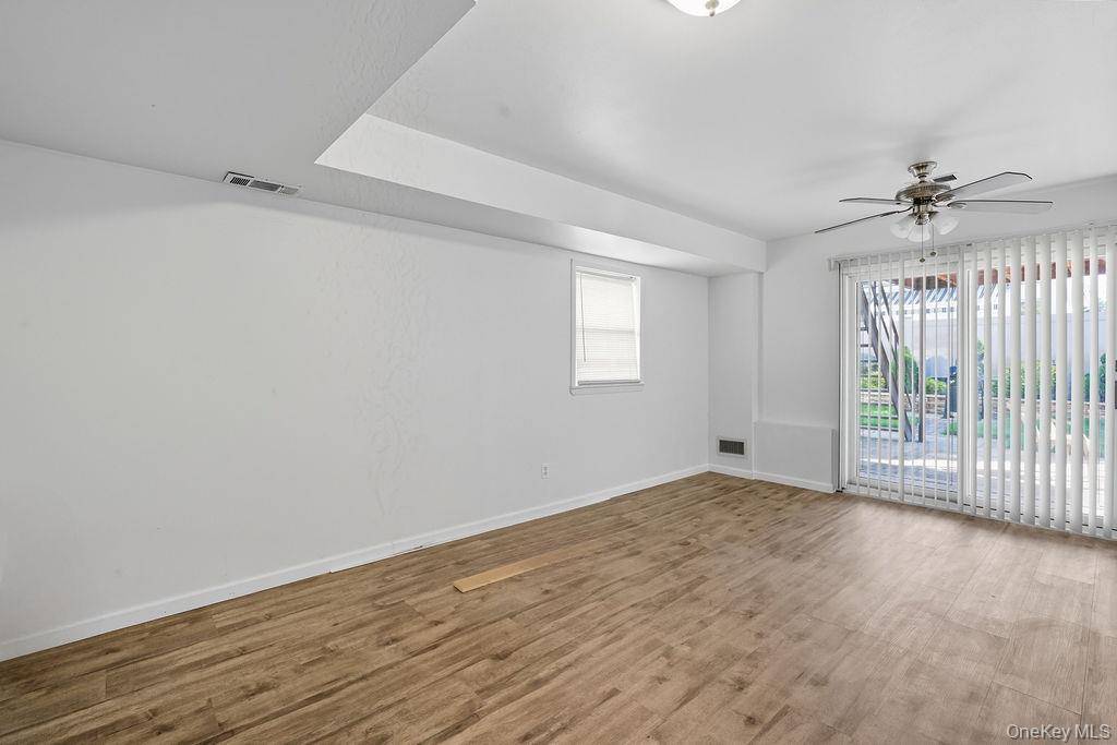 #12 photo, 156-19 86th Street, クイーンズ区 Howard Beach , NY 11414