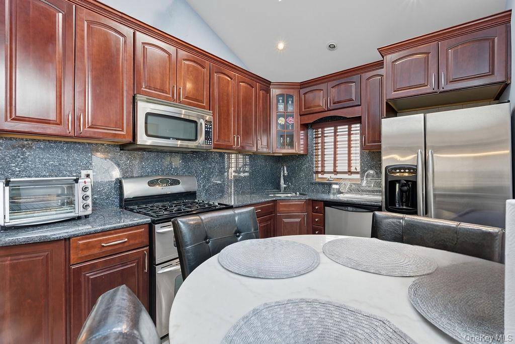 #5 photo, 156-19 86th Street, クイーンズ区 Howard Beach , NY 11414