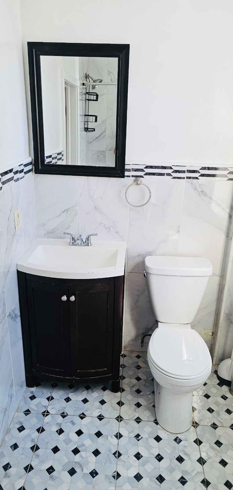 #11 photo, 753 Broadway, #16, Kingston NY , NY 12401