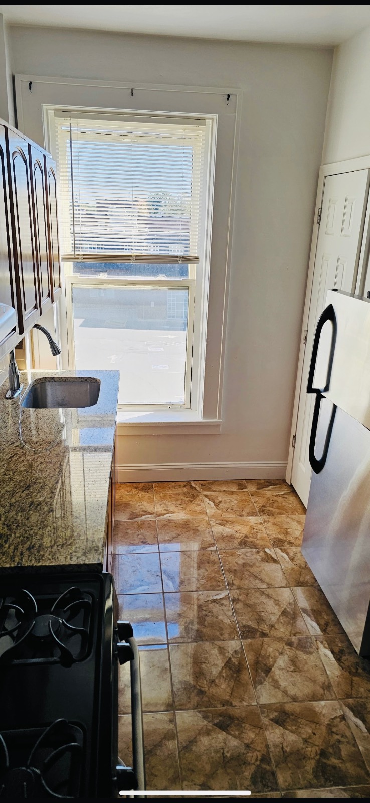 #3 photo, 753 Broadway, #12, Kingston , NY 12401