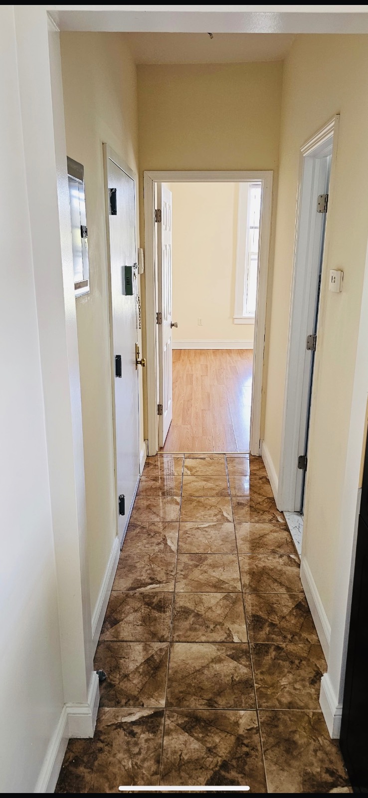 #4 photo, 753 Broadway, #12, Kingston , NY 12401