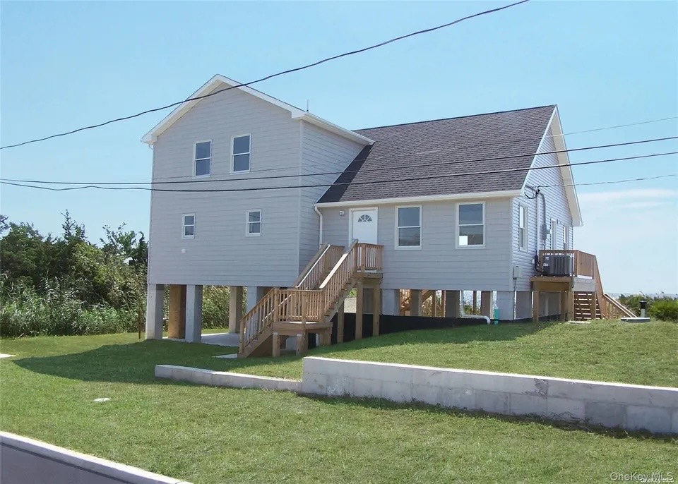 #1 photo, 22 Rod St, E Patchogue , NY 11772